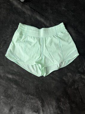 Lululemon Hotty Hot High Rise 2.5 Mint Green Running Shorts Size 6